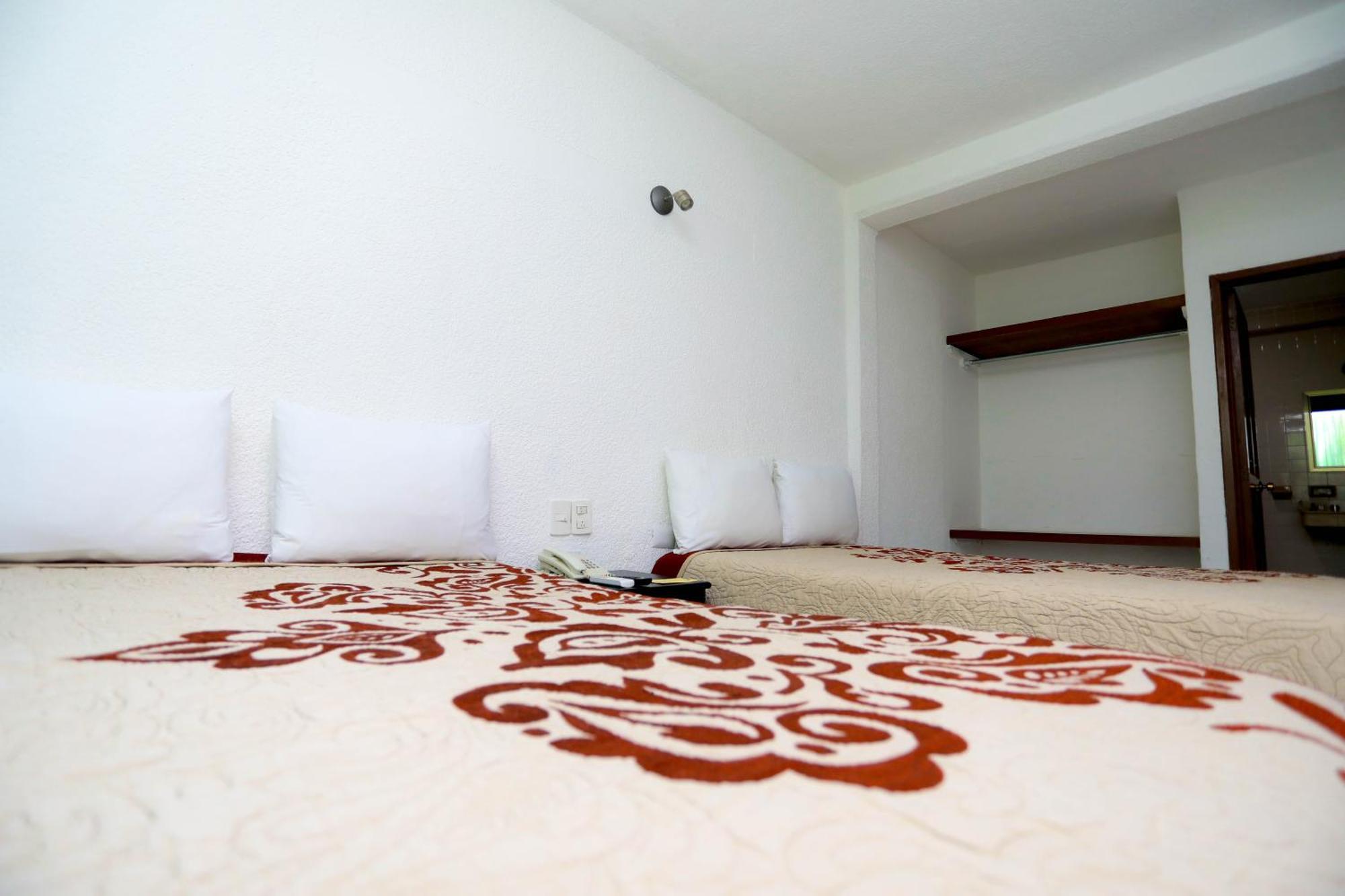 Hotel Maria De Lourdes Cancún Eksteriør billede
